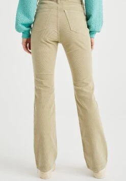 WE FASHION Jean Flare - Green 9 WE FASHION Jean Flare - Green -We Fashion Soldes Boutique 047022968c9c493c9b89151c4aa5ebdb