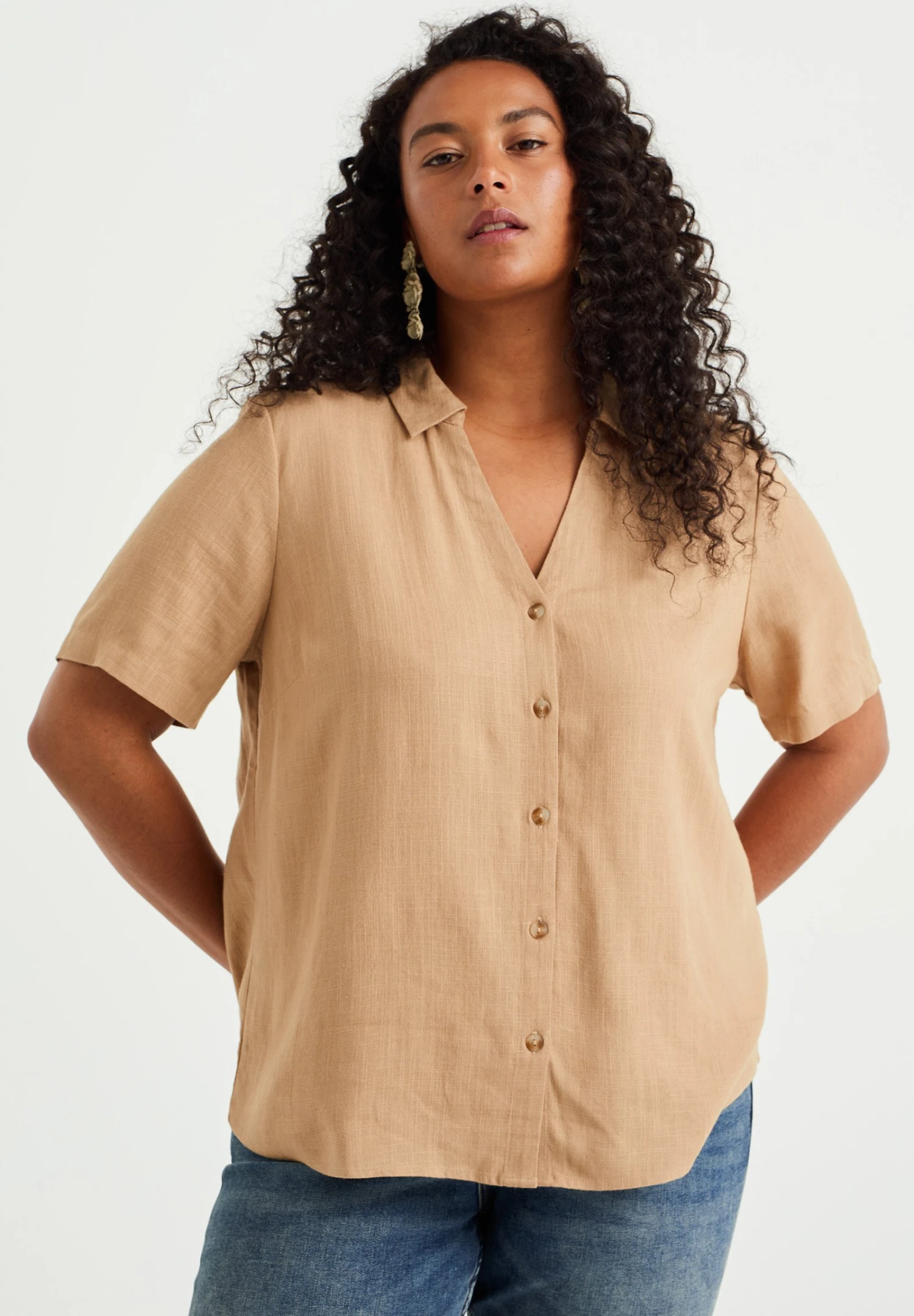 WE FASHION Curve - Chemisier - Beige 3 WE FASHION Curve - Chemisier - Beige