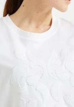 WE FASHION Met Embroidery - T-Shirt Imprimé - White -We Fashion Soldes Boutique 252e0df6fddf46debf255b845cade39e