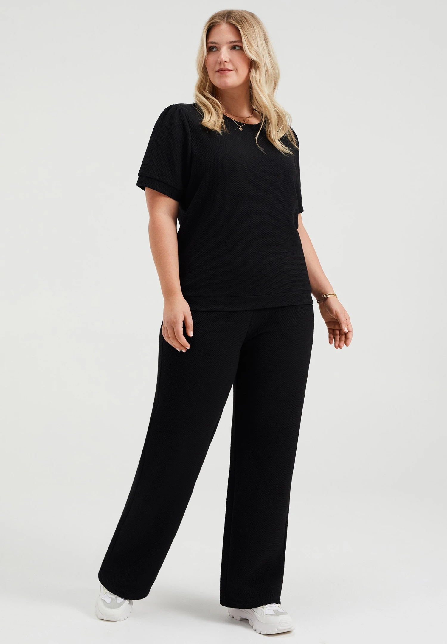 WE FASHION Curve - Pantalon De Survêtement - Black 4 WE FASHION Curve - Pantalon De Survêtement - Black – Image 2