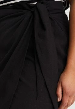 WE FASHION Curve - Jupe Portefeuille - Black 9 WE FASHION Curve - Jupe Portefeuille - Black -We Fashion Soldes Boutique 30329f7a45bb448ab11ba5ef6aa92782