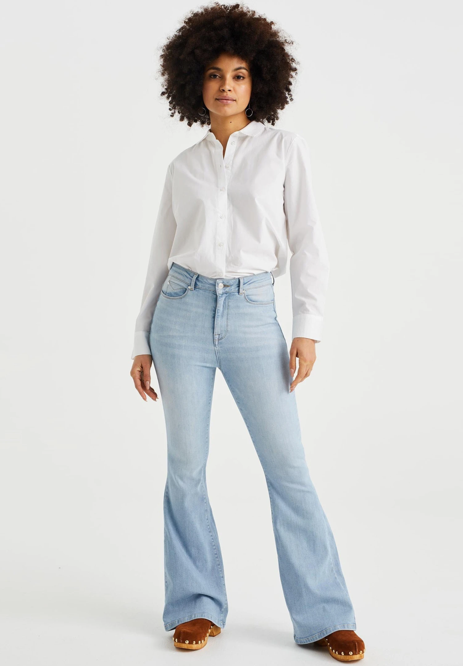 WE FASHION High Rise Super Wide Met Superstretch - Jean Bootcut - Blue 4 WE FASHION High Rise Super Wide Met Superstretch - Jean Bootcut - Blue – Image 2