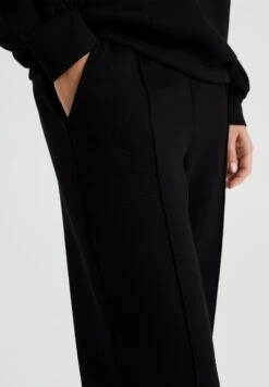 WE FASHION Wide Leg - Pantalon Classique - Black 11 WE FASHION Wide Leg - Pantalon Classique - Black -We Fashion Soldes Boutique 4cbfd49c65c64bc9bddfa795ff16e061