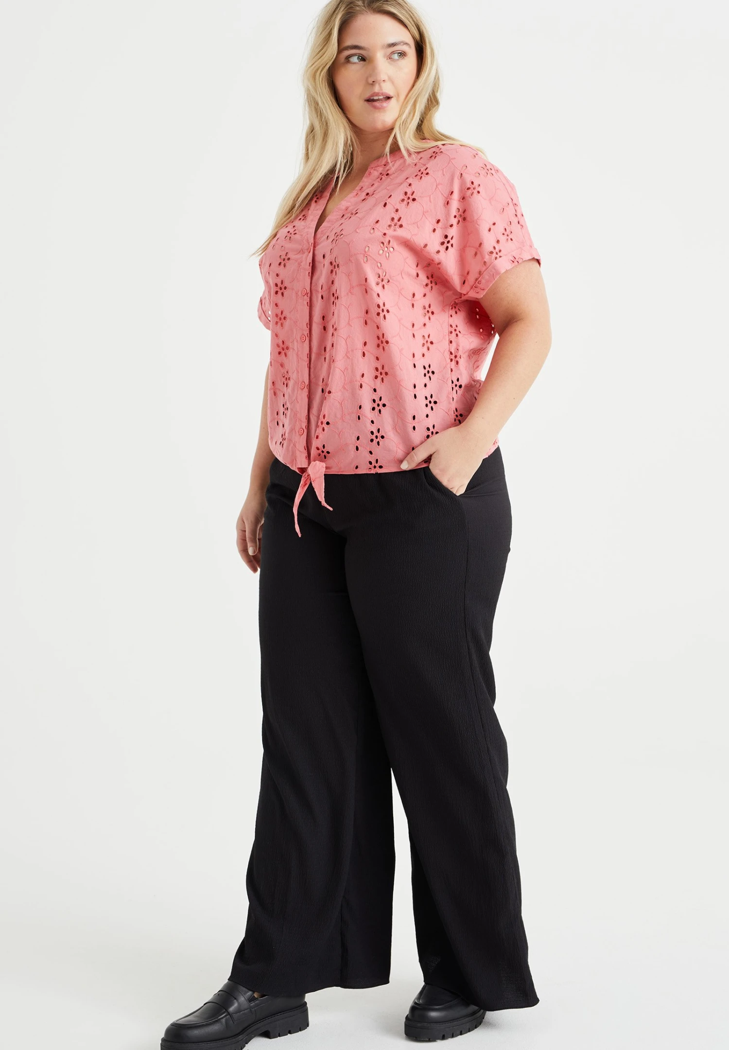 WE FASHION Curve - Blouse - Pink 4 WE FASHION Curve - Blouse - Pink – Image 2