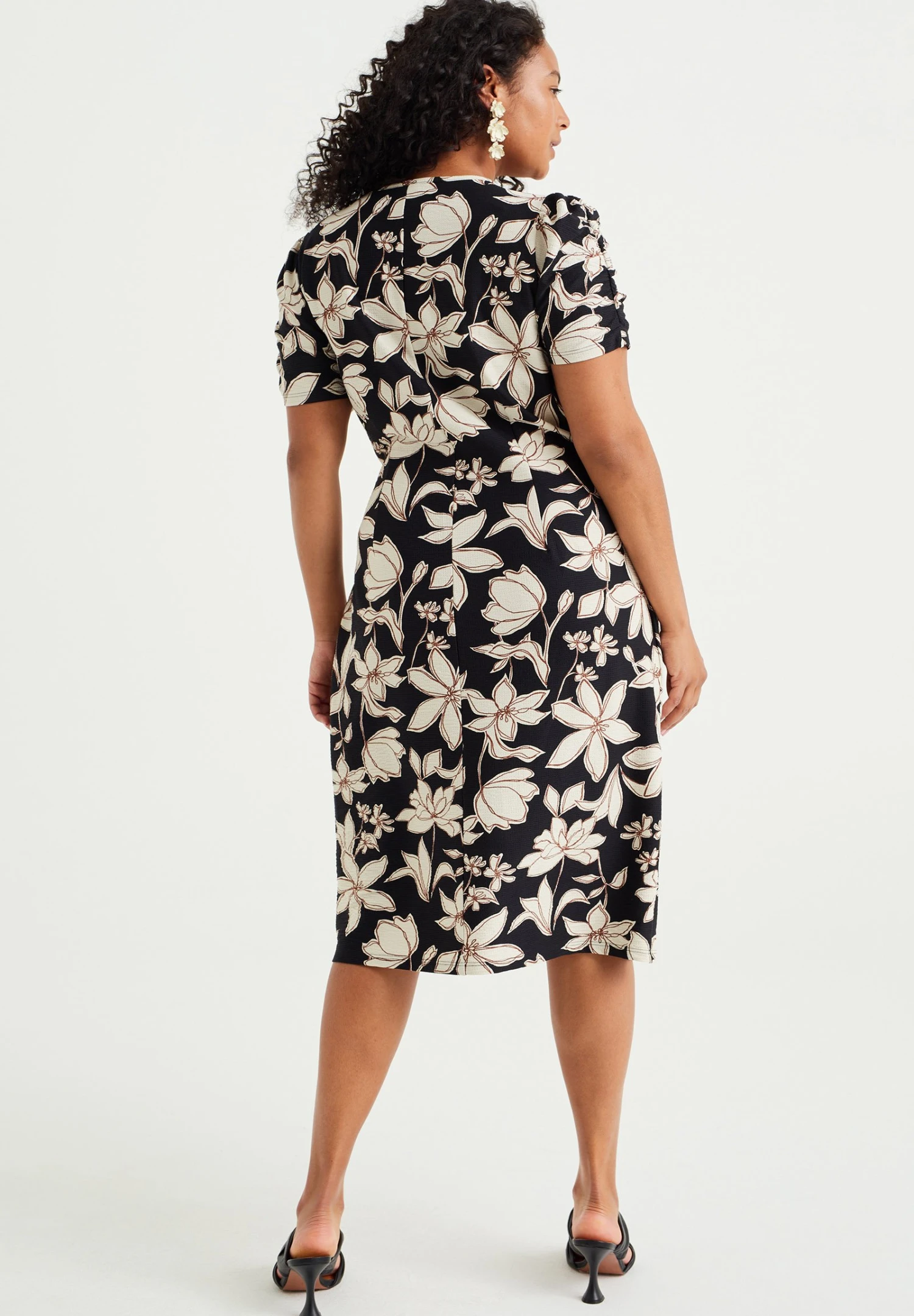 WE FASHION Curve - Robe De Jour - Schwarz 4 WE FASHION Curve - Robe De Jour - Schwarz – Image 2