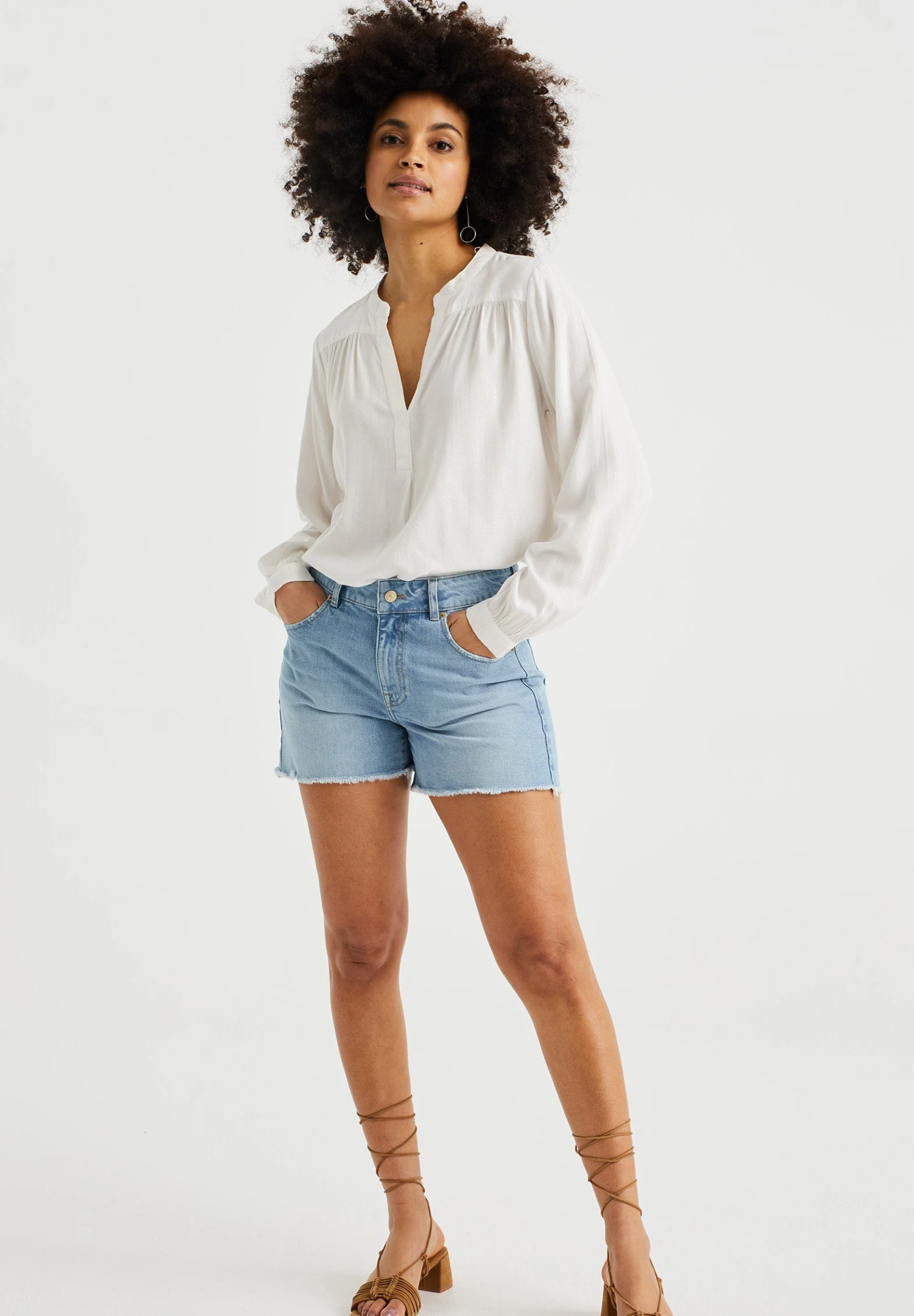 WE FASHION High Rise Met Comfort-Stretch - Short En Jean - Blue 4 WE FASHION High Rise Met Comfort-Stretch - Short En Jean - Blue – Image 2