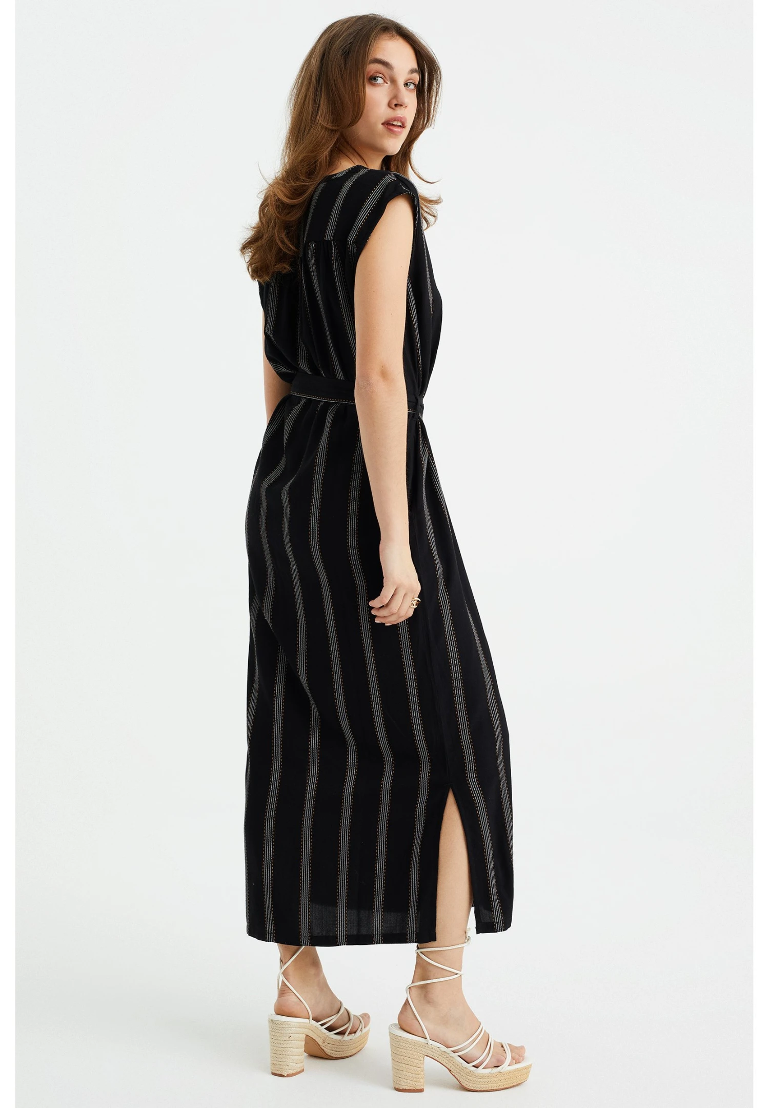 WE FASHION Met Ceintuur - Robe Longue - Black 5 WE FASHION Met Ceintuur - Robe Longue - Black – Image 3