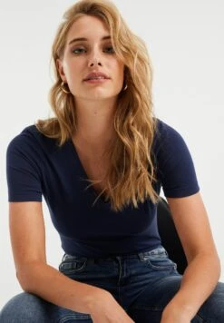 WE FASHION T-Shirt Basique - Dark Blue 19 WE FASHION T-Shirt Basique - Dark Blue -We Fashion Soldes Boutique 66d9634a68f447ff83ca0c8dea55de1e