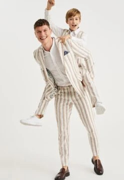 WE FASHION Regular Fit Met Dessin - Pantalon Classique 10 WE FASHION Regular Fit Met Dessin - Pantalon Classique -We Fashion Soldes Boutique 67a0713357b047d1aff1dc95df25fd7d