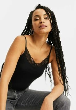 WE FASHION Singlet Van Met Kant - Débardeur - Black 21 WE FASHION Singlet Van Met Kant - Débardeur - Black -We Fashion Soldes Boutique 6c5ffc2c92eb4ba1a0c69fc2d37dcf36