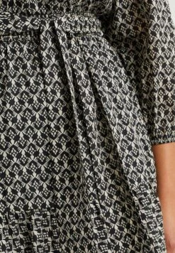 WE FASHION Met Dessin Curve - Robe De Jour - Black -We Fashion Soldes Boutique 6daaa37033674fcfa8b3e9dcbfceab96