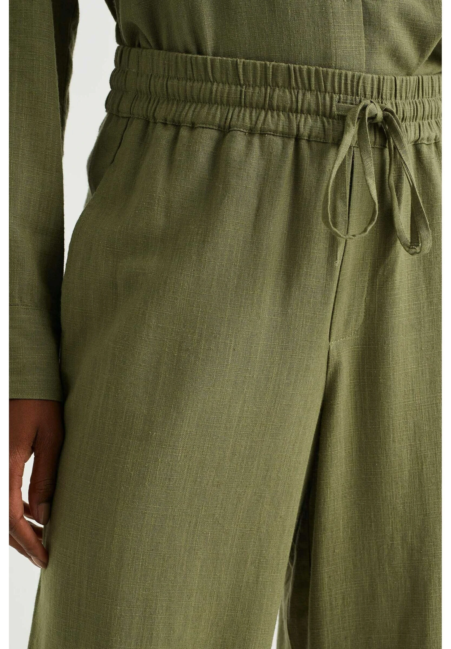 WE FASHION Relaxed Fit Van Mix - Pantalon Classique - Green 5 WE FASHION Relaxed Fit Van Mix - Pantalon Classique - Green – Image 4