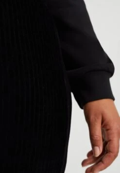 WE FASHION Flared Van Ribstof - Curve - Pantalon Classique - Black 10 WE FASHION Flared Van Ribstof - Curve - Pantalon Classique - Black -We Fashion Soldes Boutique 7fd5a5d22ddb4af8873d0b91a3a05ea1