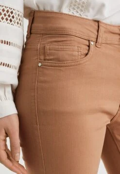 WE FASHION Met Stretch - Jean Bootcut - Brown 9 WE FASHION Met Stretch - Jean Bootcut - Brown -We Fashion Soldes Boutique 9ef5944b2a754110a850323b62d17873