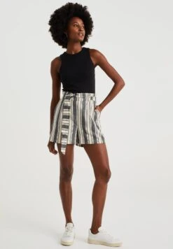 We Fashion Soldes Boutique -We Fashion Soldes Boutique af49e061122c4f2687d441119b4e9433