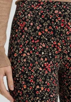 WE FASHION Flared - Collants - Black 10 WE FASHION Flared - Collants - Black -We Fashion Soldes Boutique b0e32dbcaa3340528975c304a6136ca2