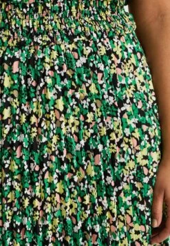 WE FASHION Curve - Robe De Jour - Black -We Fashion Soldes Boutique cd6f3739468b4ded897b3dede9c4ffc2