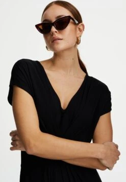 WE FASHION Met Plooidetail - Robe De Jour - Black 12 WE FASHION Met Plooidetail - Robe De Jour - Black -We Fashion Soldes Boutique d01fe489ff4944c5a52056565394e53b