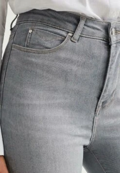 WE FASHION Met Comfort-Stretch - Jean Flare - Grey -We Fashion Soldes Boutique eb2af9d8e1c54c3fafedc08d24ffec1a