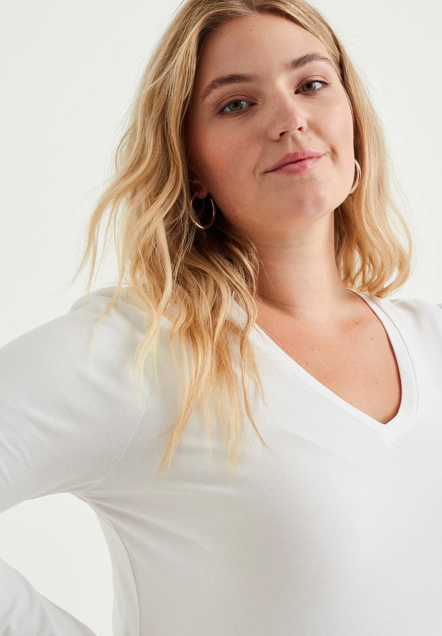 WE FASHION Curve - T-Shirt À Manches Longues - White 6 WE FASHION Curve - T-Shirt À Manches Longues - White – Image 4