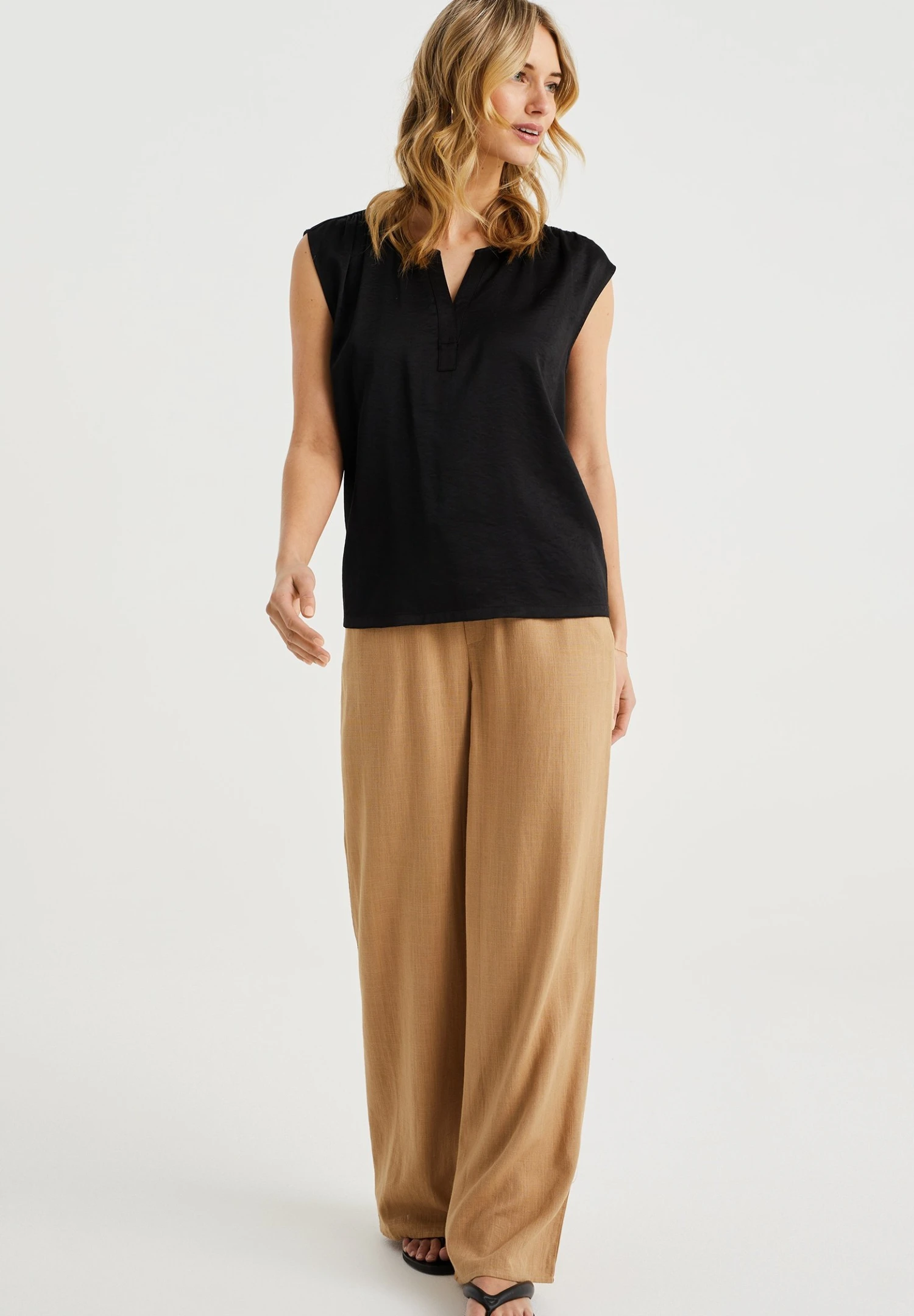 WE FASHION Blouse - Black 4 WE FASHION Blouse - Black – Image 2